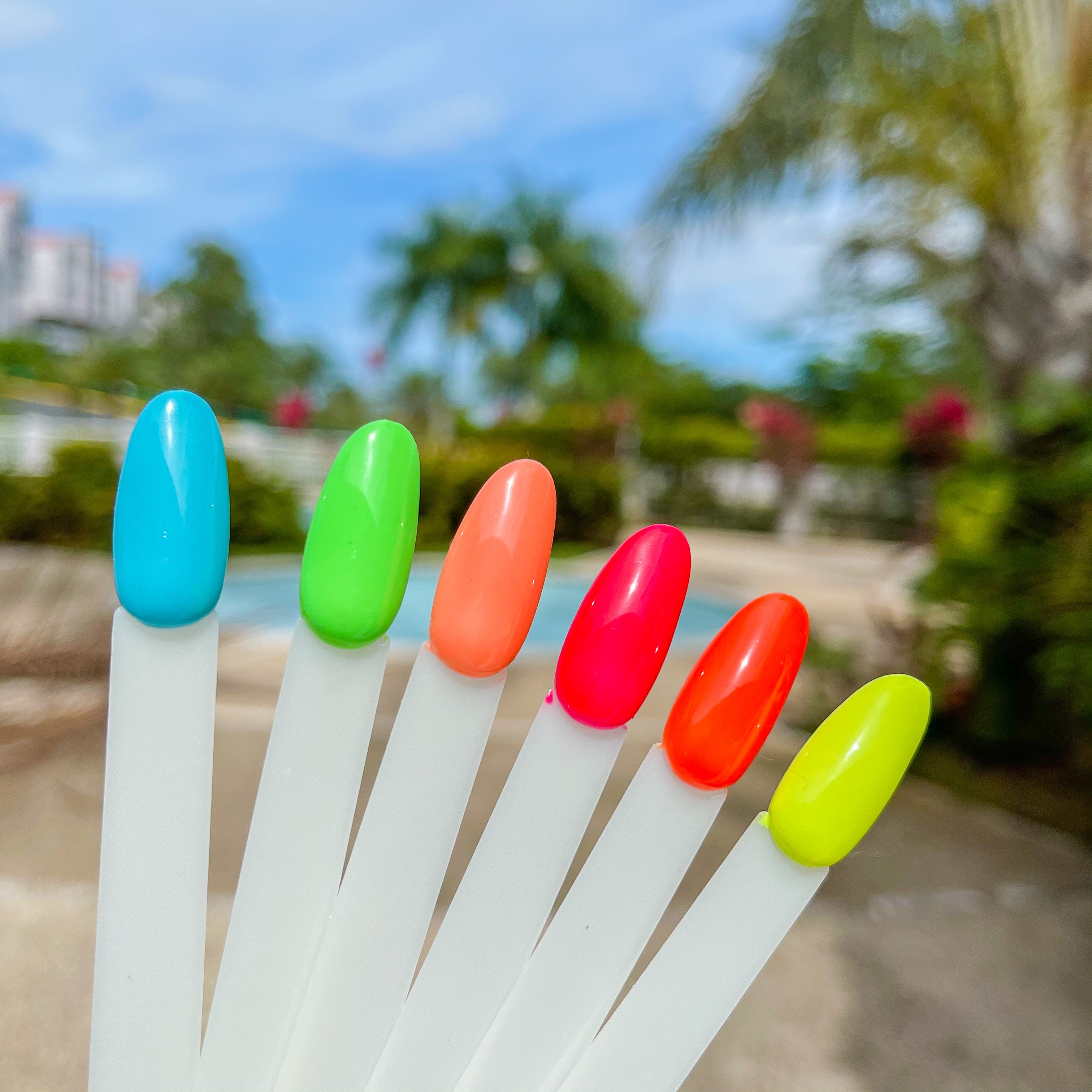 SUMMER COLLECTION