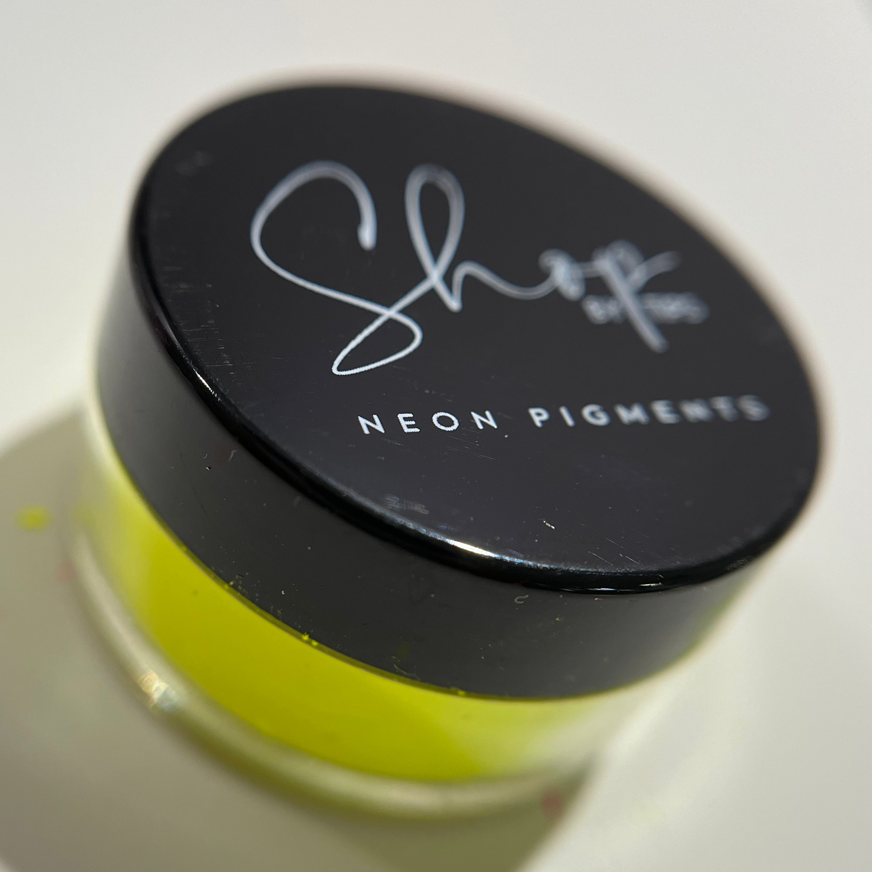 Pigmento - Neon Yellow